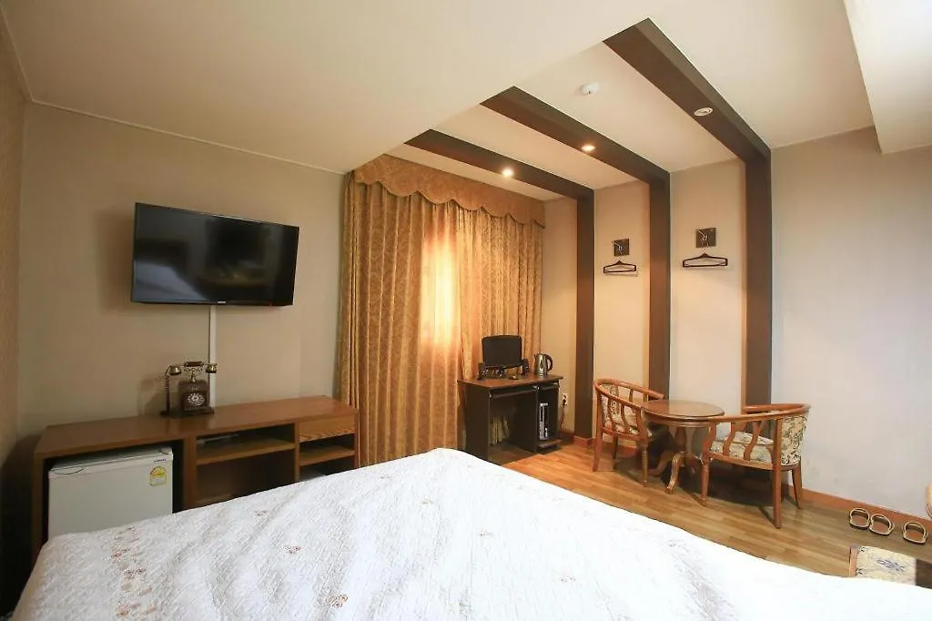 Monaco Hotel Τζέτζου 2*,  Νότια Κορέα