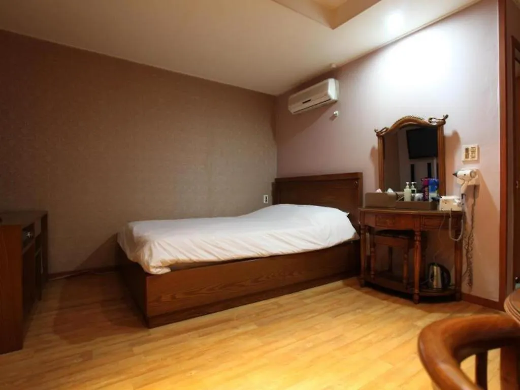 ** Μοτέλ Monaco Hotel Τζέτζου Νότια Κορέα