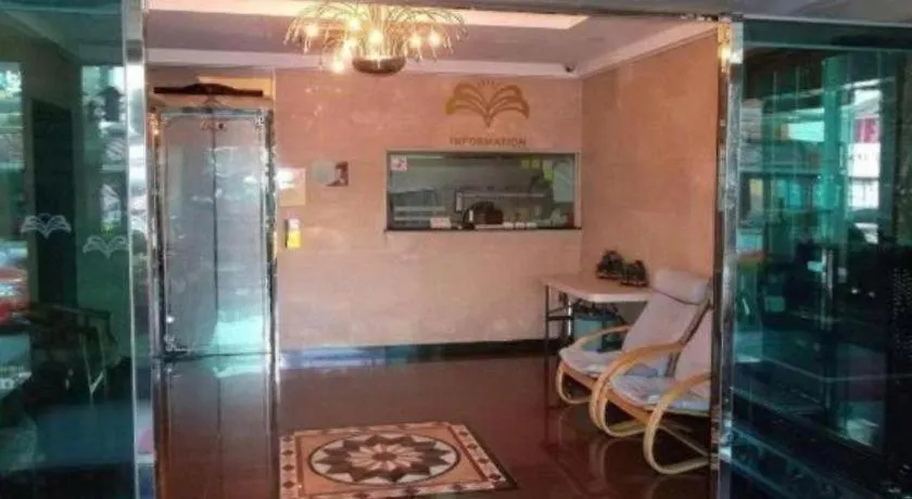 Monaco Hotel Τζέτζου 2*,