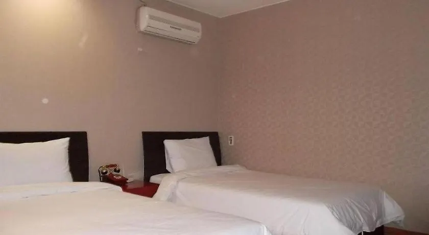 Monaco Hotel Jeju Motel