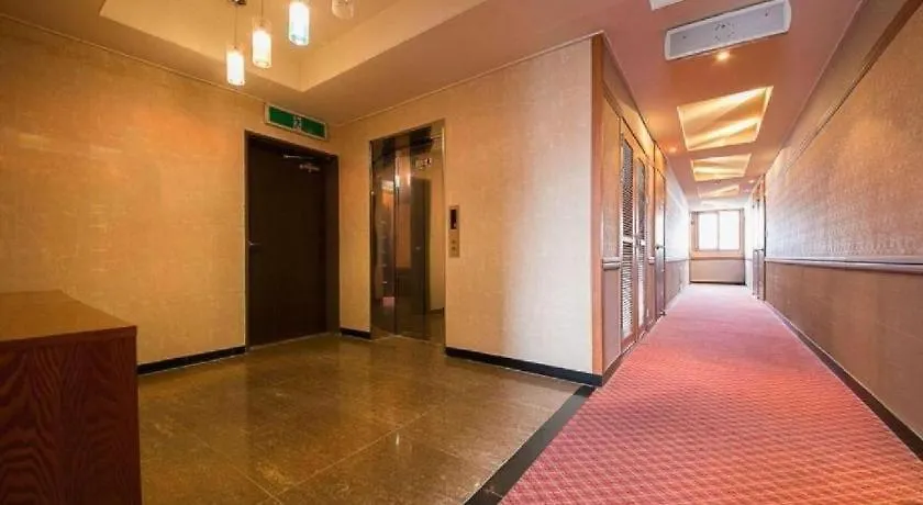 Monaco Hotel Τζέτζου 2*,